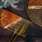 Empanada de cecina y queso de cabra